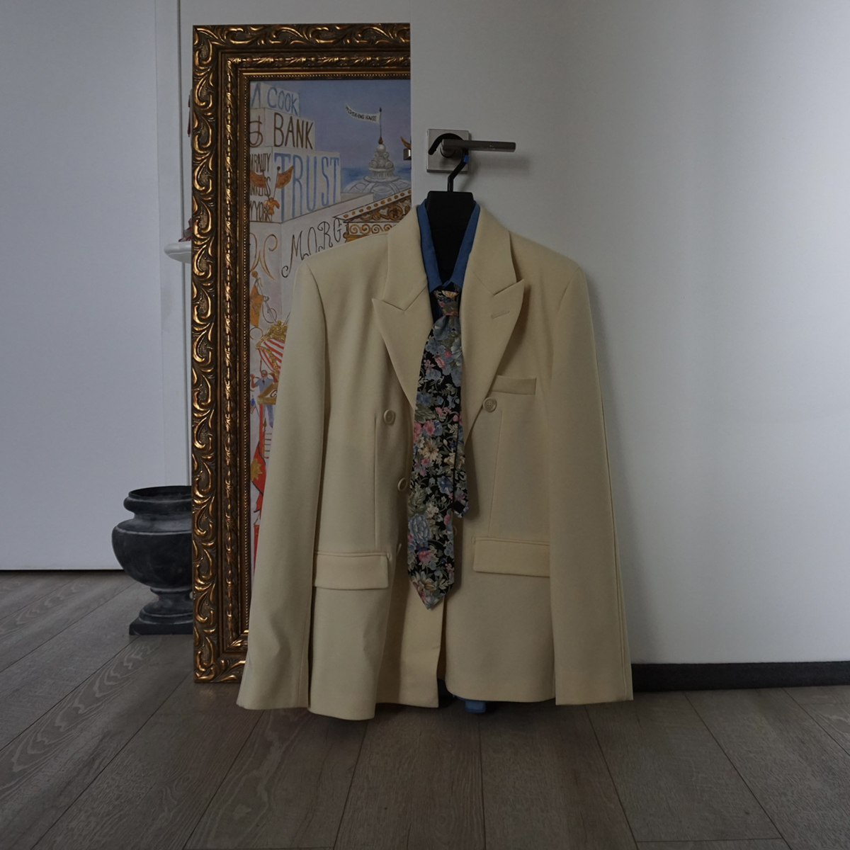 suit