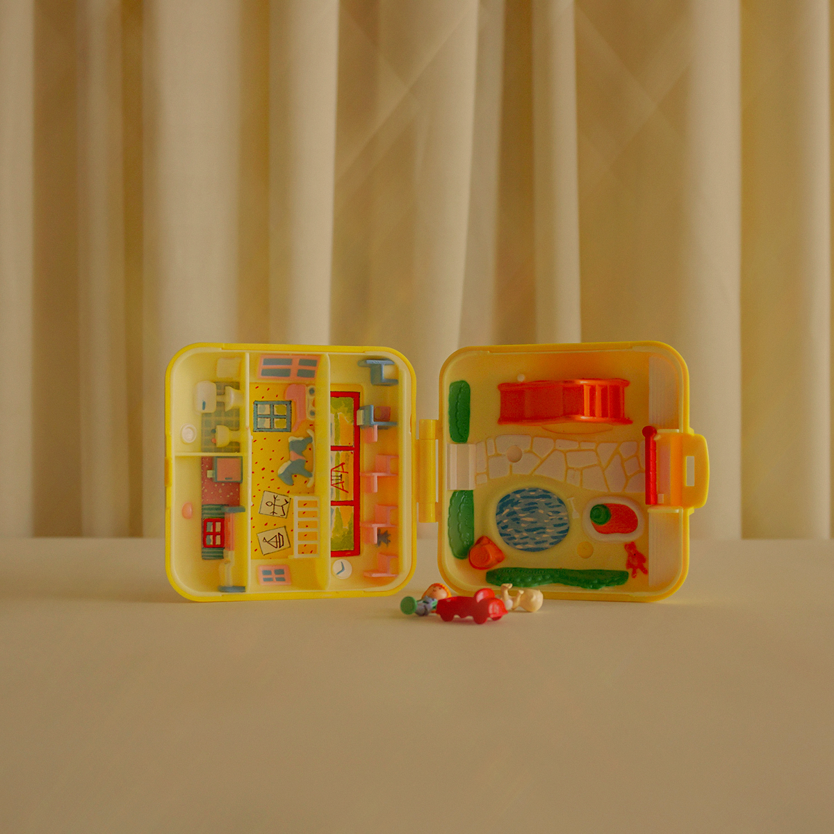 Image of '89 Play School Polly Pocket, Standard